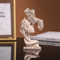Lovers Statue Figurine Kissing Posture Model - Thekozyhome